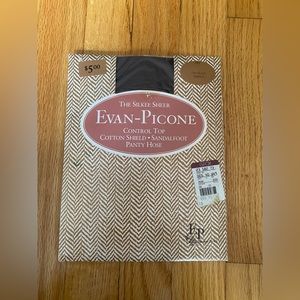 NWT VTG Evan Picone EP Control Top Pantyhose Off Black M
